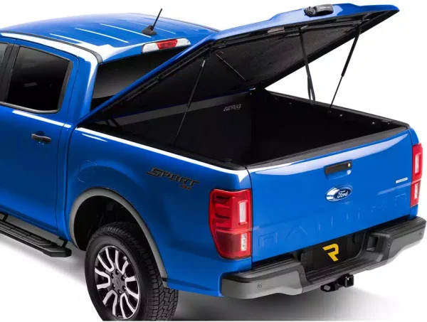 UnderCover Elite LX One Piece Tonneau Cover - Image 2