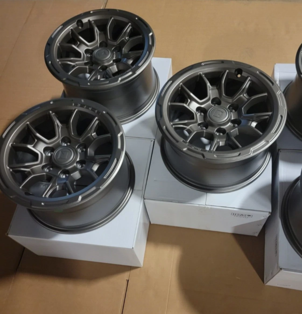 New ROUSH R Wheels Fit 2021-2025 Ford Bronco Iridium Grey 17x 8.5 SET OF 5 - Image 4