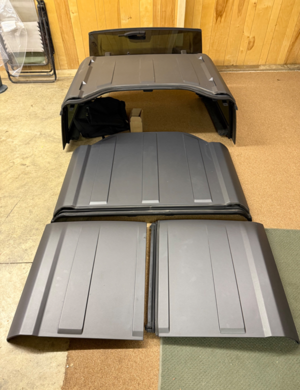 Ford bronco hard top - Image 2