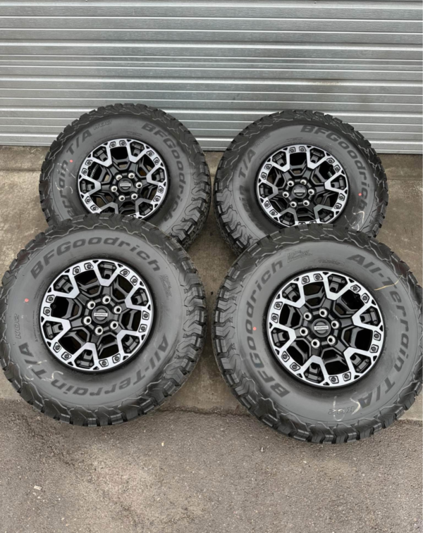 2024 Ford Raptor R wheels &37" tires - Image 2